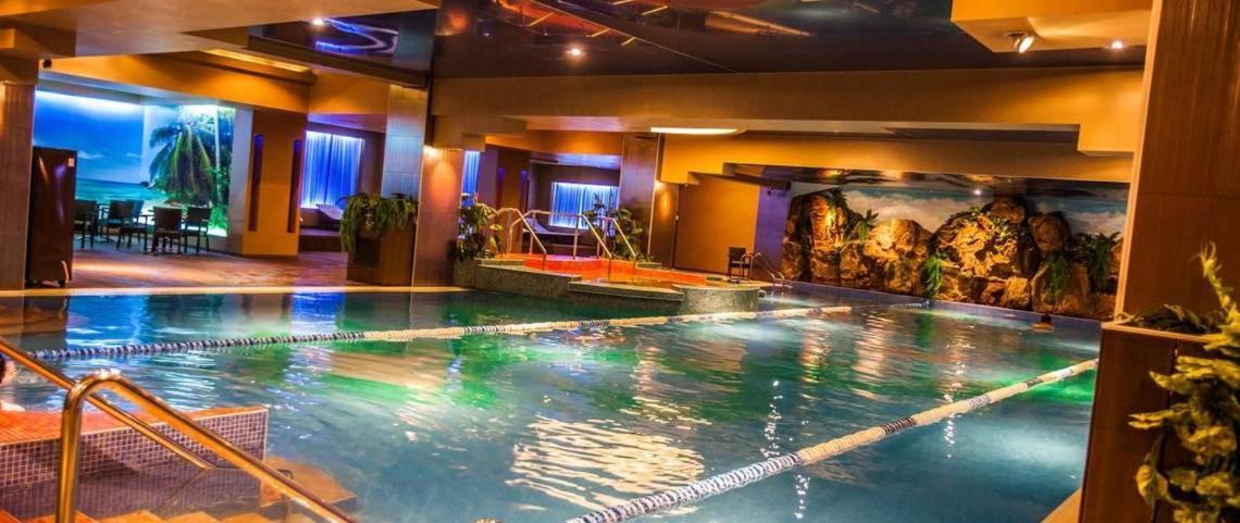 Dmt Apartament Rin Grand Bucarest Esterno foto
