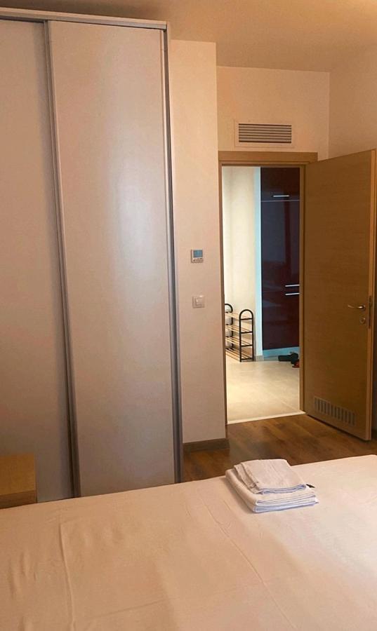 Dmt Apartament Rin Grand Bucarest Esterno foto